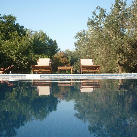 B&B Villa Giuliana Arnesano ภายนอก รูปภาพ