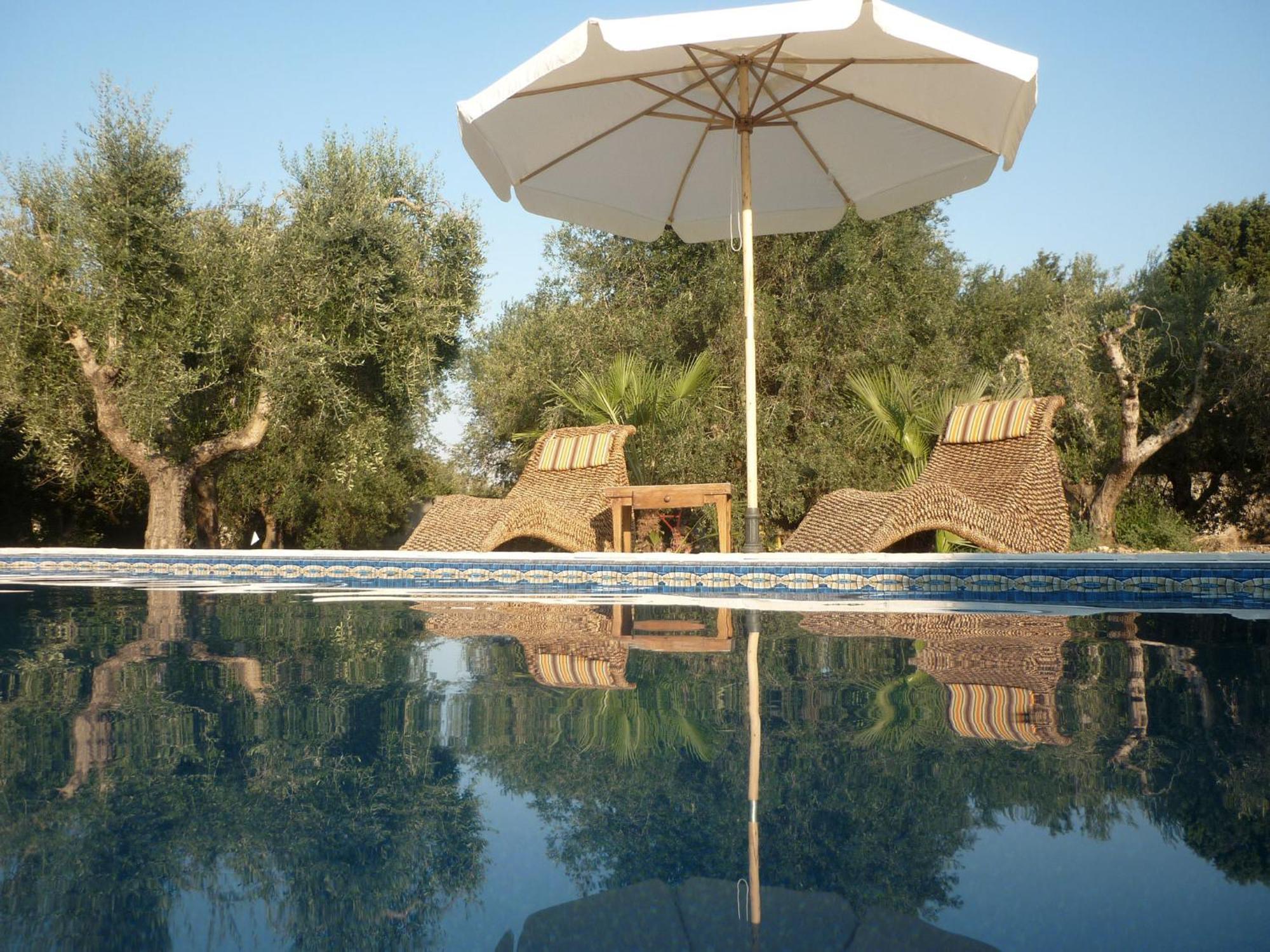 B&B Villa Giuliana Arnesano ภายนอก รูปภาพ